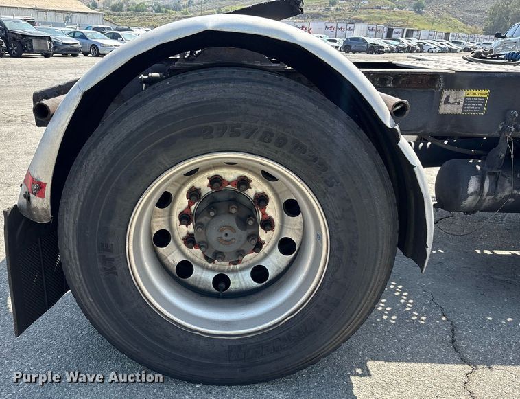 image for item YA0497 2019 Mack AN42T semi truck