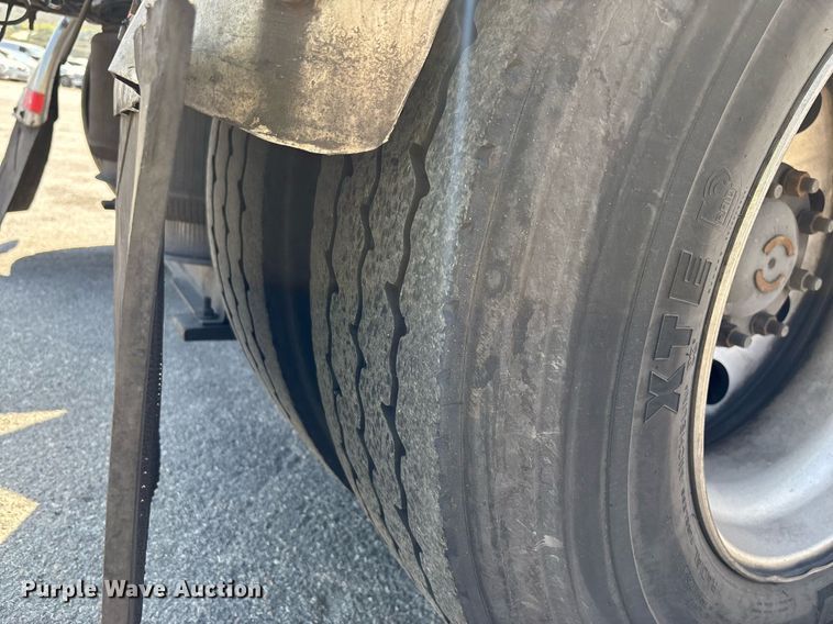 image for item YA0497 2019 Mack AN42T semi truck