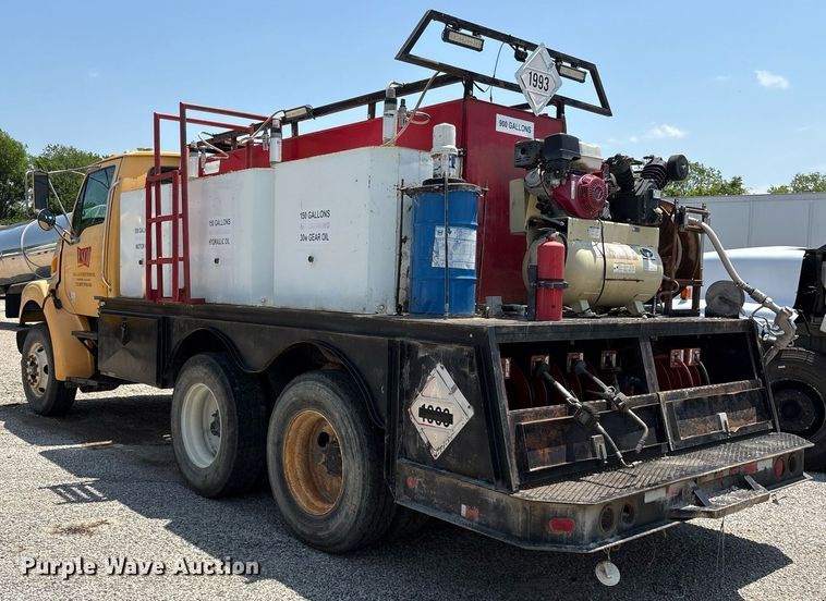 image for item YA0520 2004 Sterling L7500 fuel / lube truck