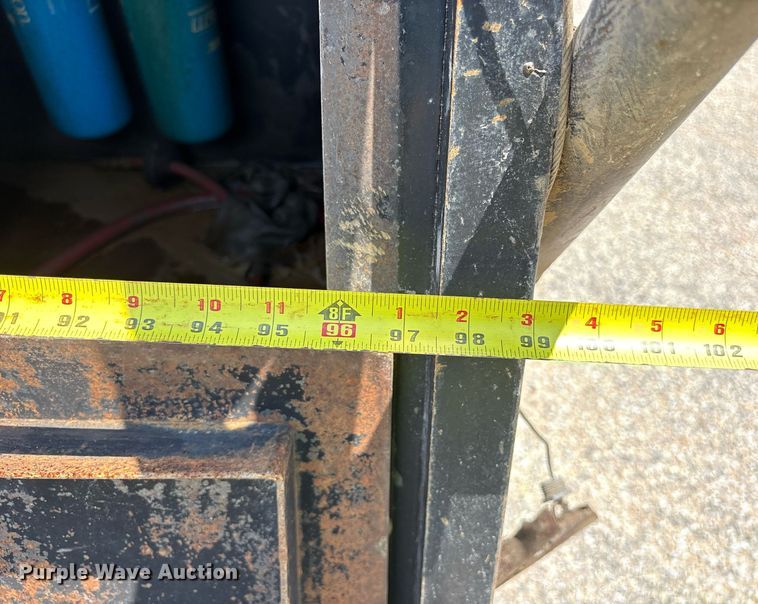 image for item YA0520 2004 Sterling L7500 fuel / lube truck