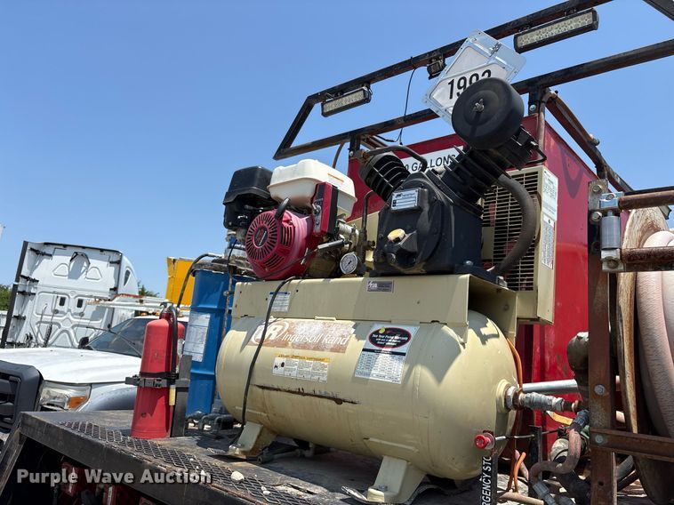 image for item YA0520 2004 Sterling L7500 fuel / lube truck