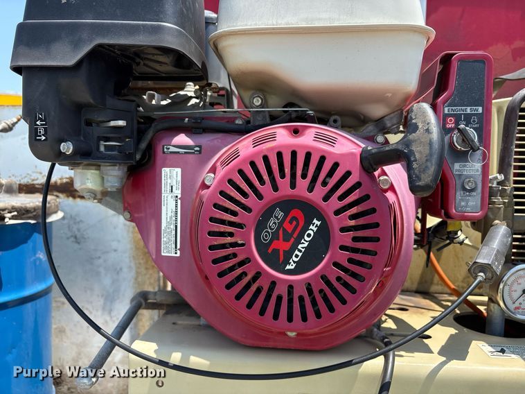 image for item YA0520 2004 Sterling L7500 fuel / lube truck