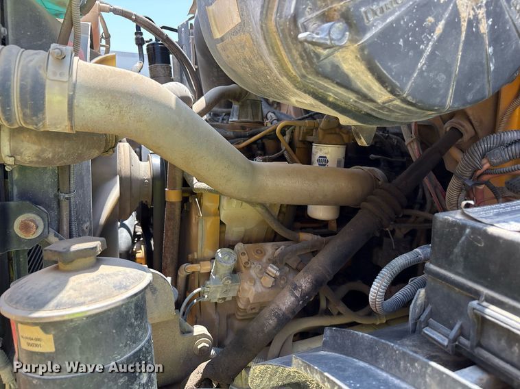 image for item YA0520 2004 Sterling L7500 fuel / lube truck