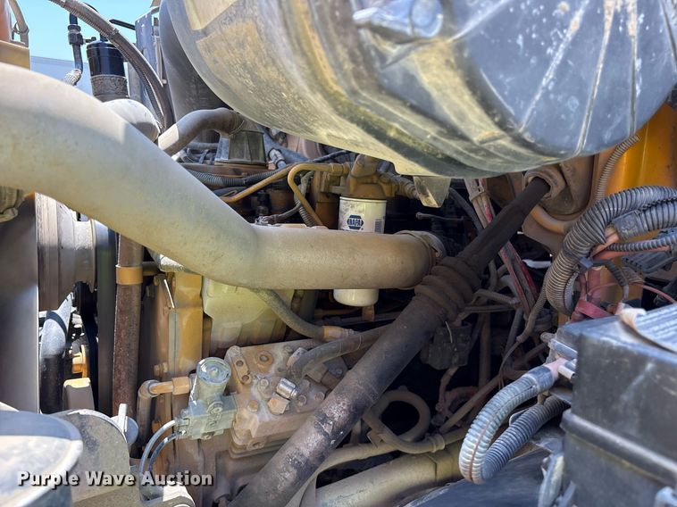 image for item YA0520 2004 Sterling L7500 fuel / lube truck