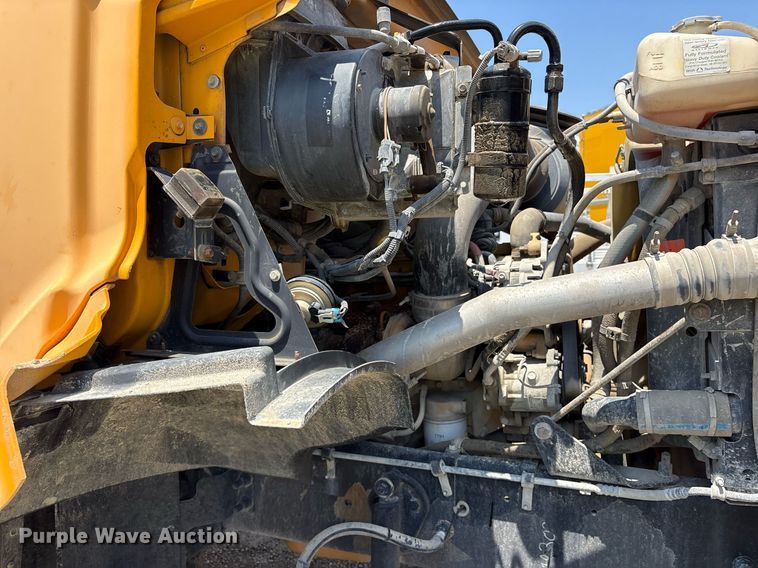 image for item YA0520 2004 Sterling L7500 fuel / lube truck