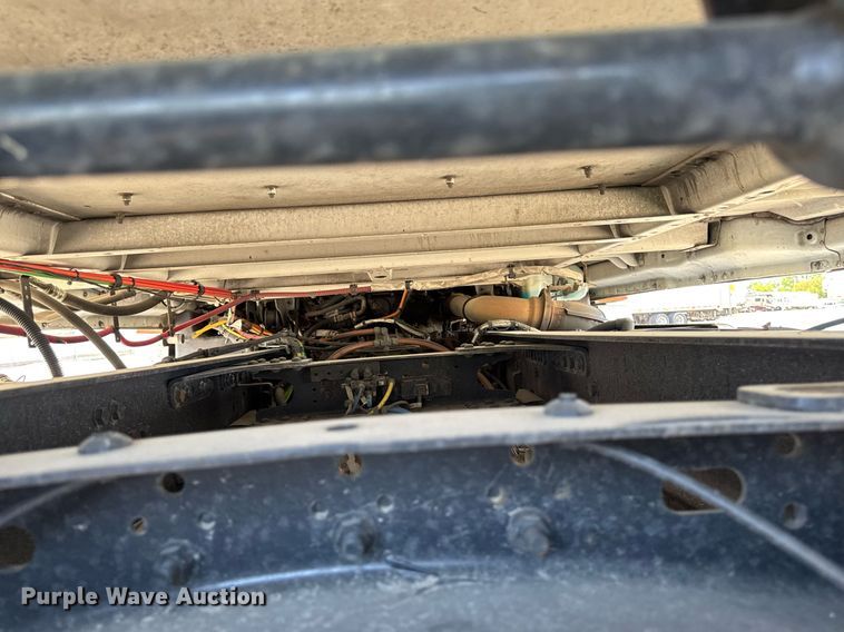 image for item YA0524 2020 Freightliner Cascadia 126 semi truck