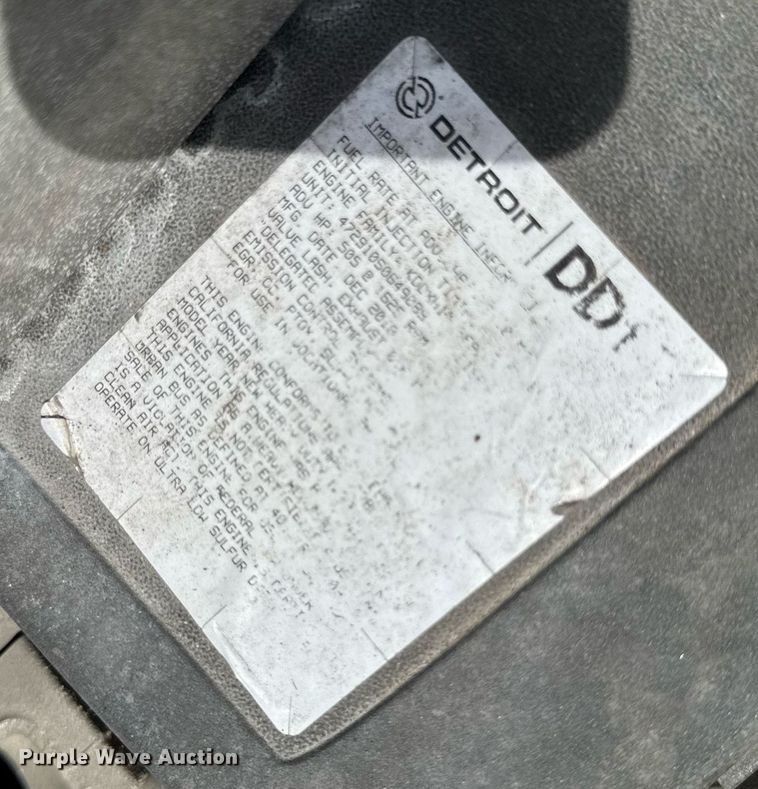 image for item YA0524 2020 Freightliner Cascadia 126 semi truck