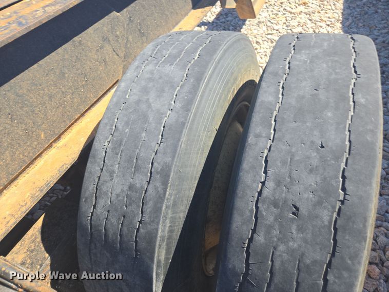 image for item YA0551 2018 Magnolia log trailer