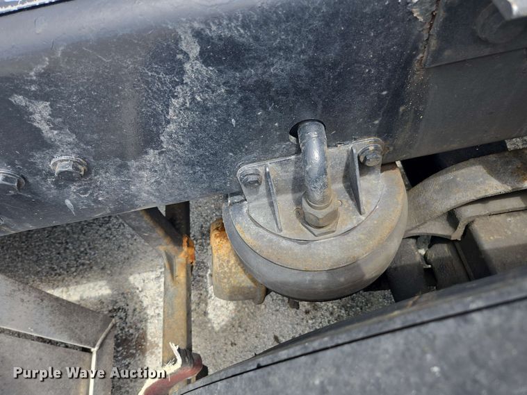 image for item YA0571 2000 Kenworth W900 semi truck