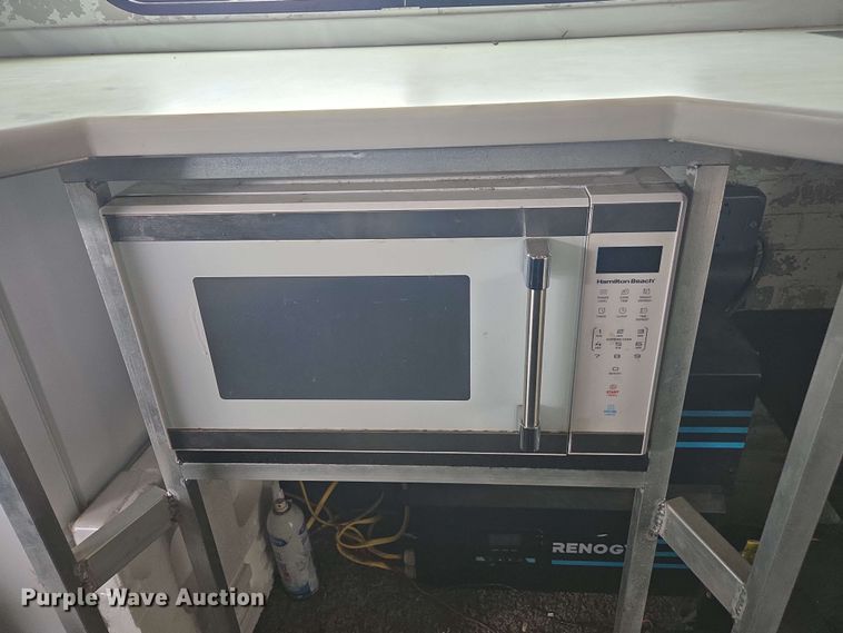 image for item YA0571 2000 Kenworth W900 semi truck