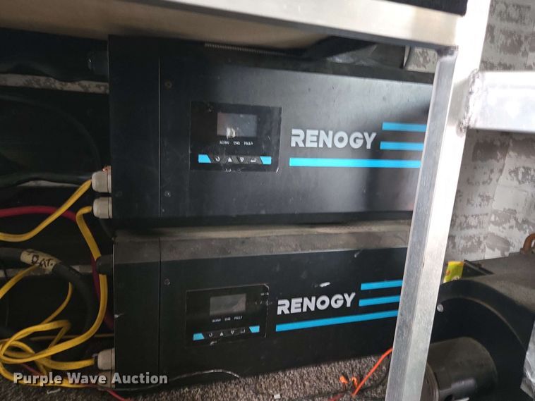 image for item YA0571 2000 Kenworth W900 semi truck