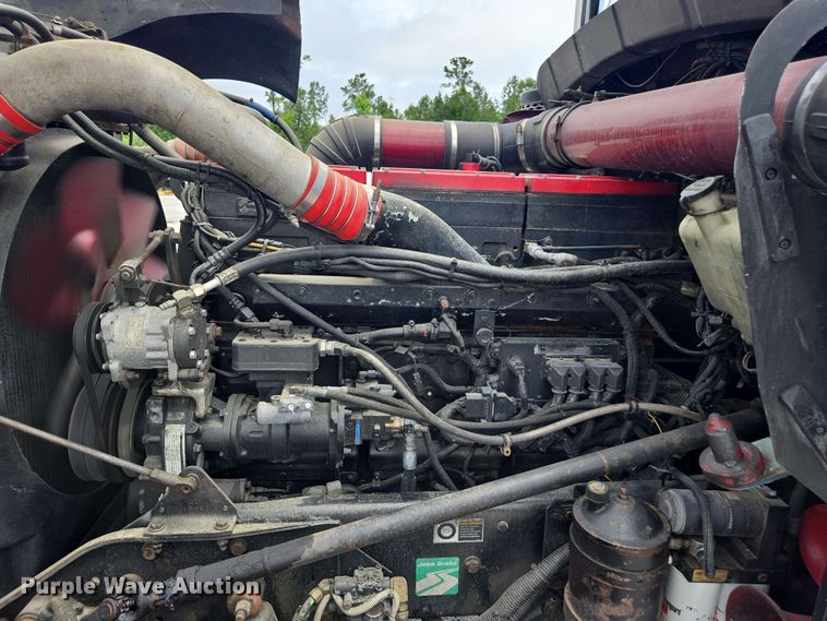 image for item YA0571 2000 Kenworth W900 semi truck