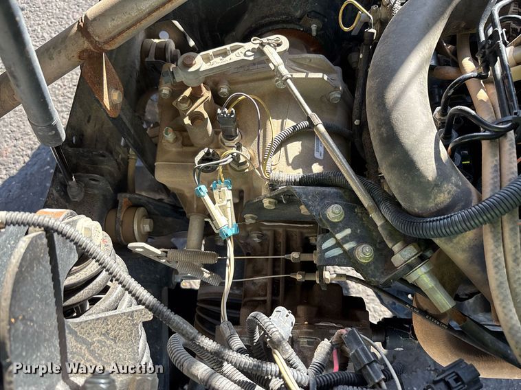 image for item DH8632 2017 John Deere 855 E DSL XUV utility vehicle