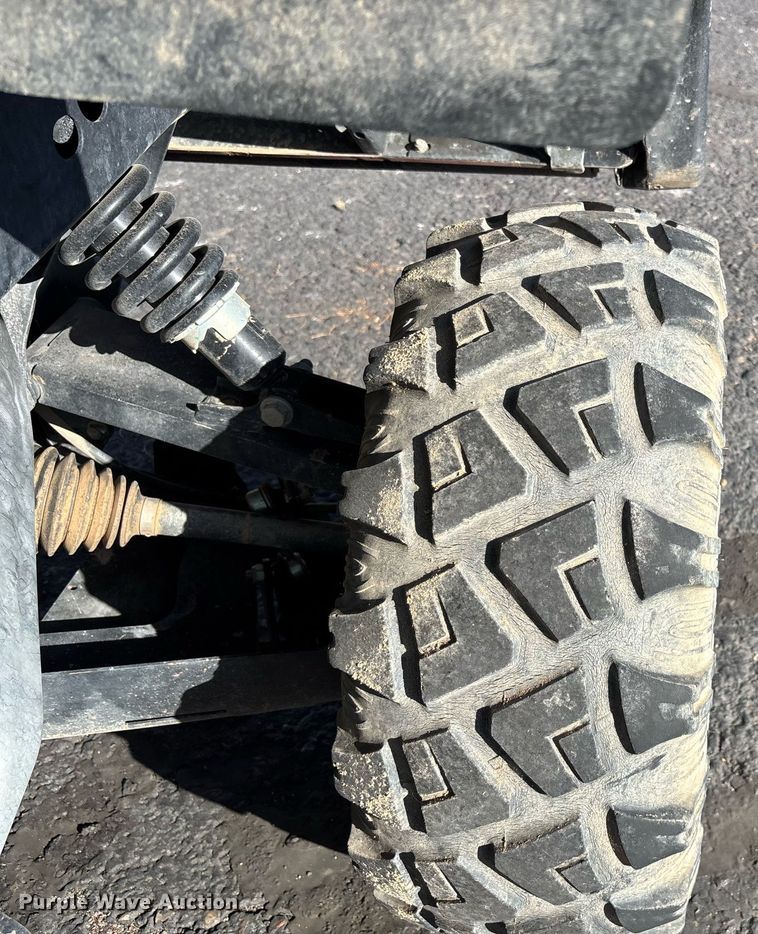 image for item DH8632 2017 John Deere 855 E DSL XUV utility vehicle