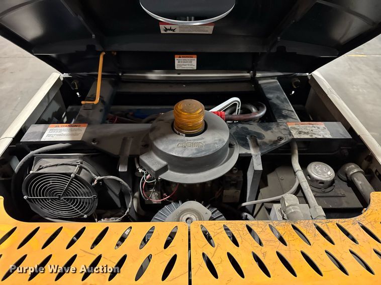 image for item DH9971 2016 Crown SP3520-30 order picker