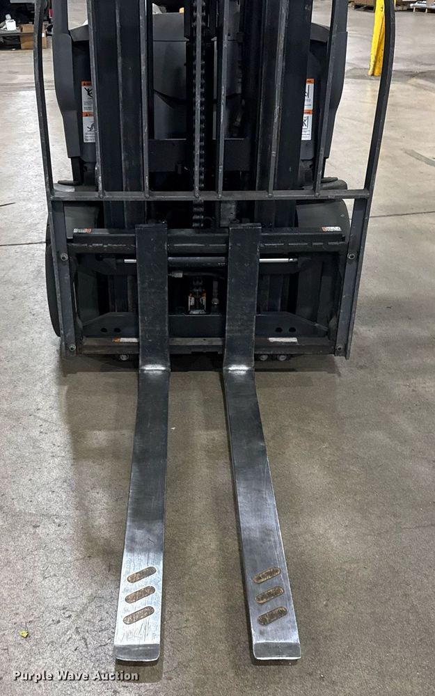 image for item DH9990 2012 Crown FC4525-50 forklift