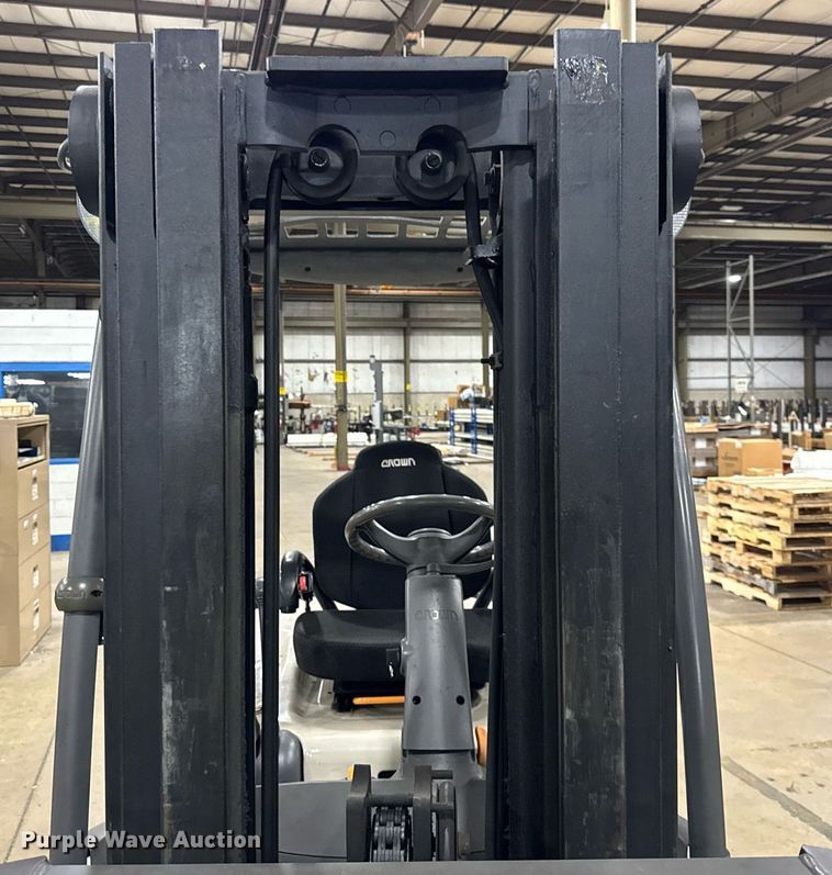 image for item DH9990 2012 Crown FC4525-50 forklift