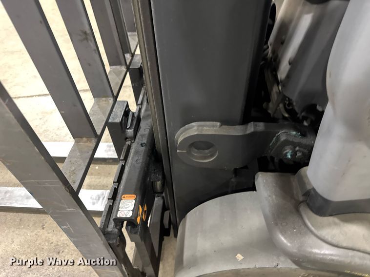 image for item DH9990 2012 Crown FC4525-50 forklift