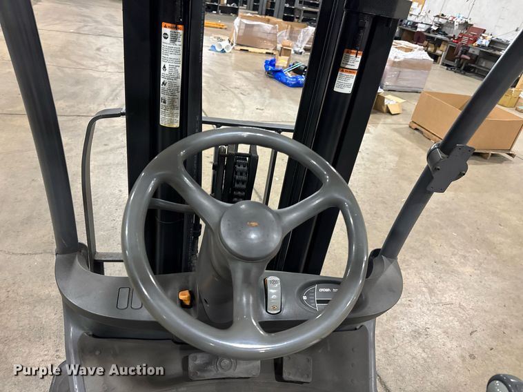 image for item DH9990 2012 Crown FC4525-50 forklift