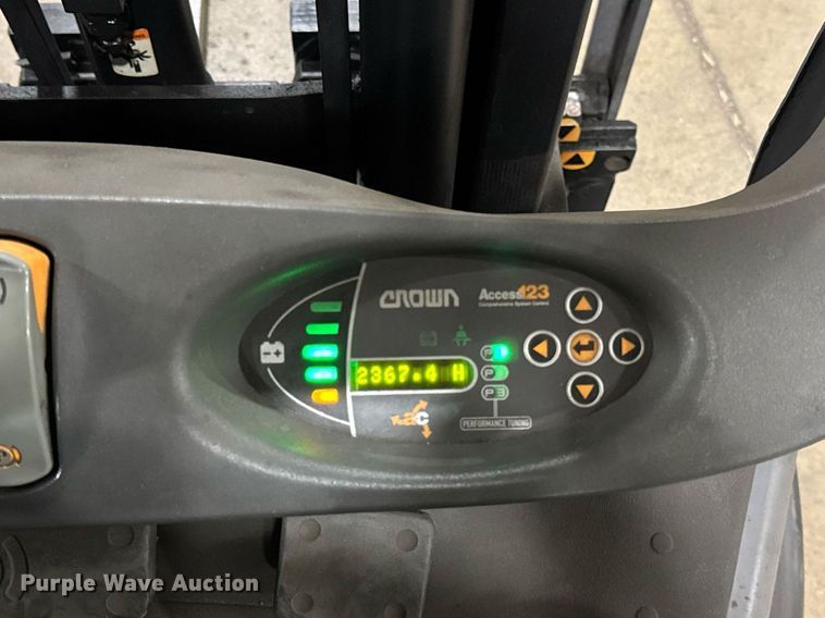 image for item DH9990 2012 Crown FC4525-50 forklift