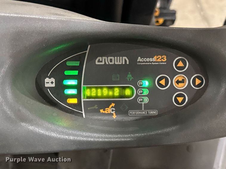 image for item DH9990 2012 Crown FC4525-50 forklift