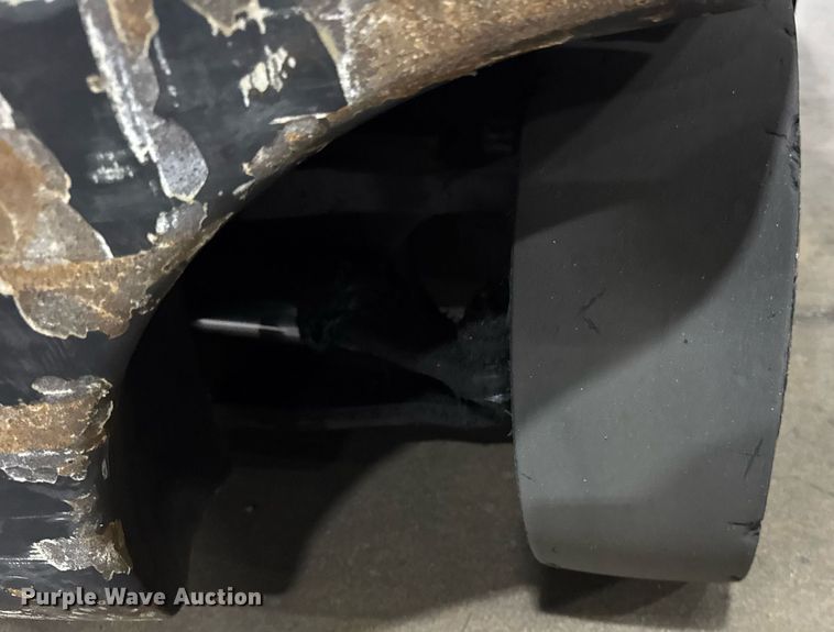 image for item DH9990 2012 Crown FC4525-50 forklift