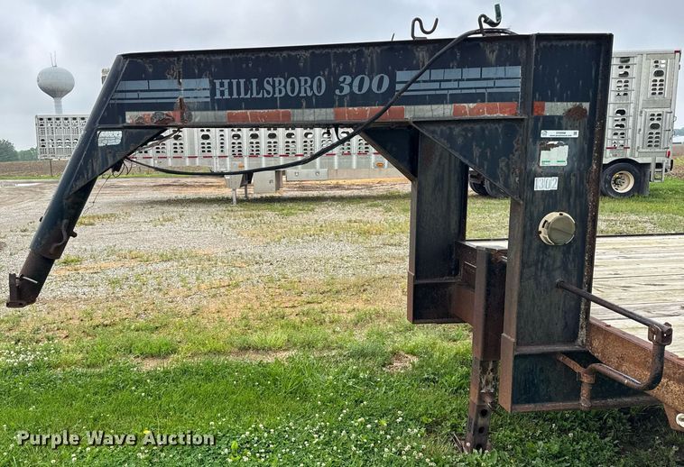image for item DH9998 1996 Hillsboro Industries 332-TD-BT equipment trailer