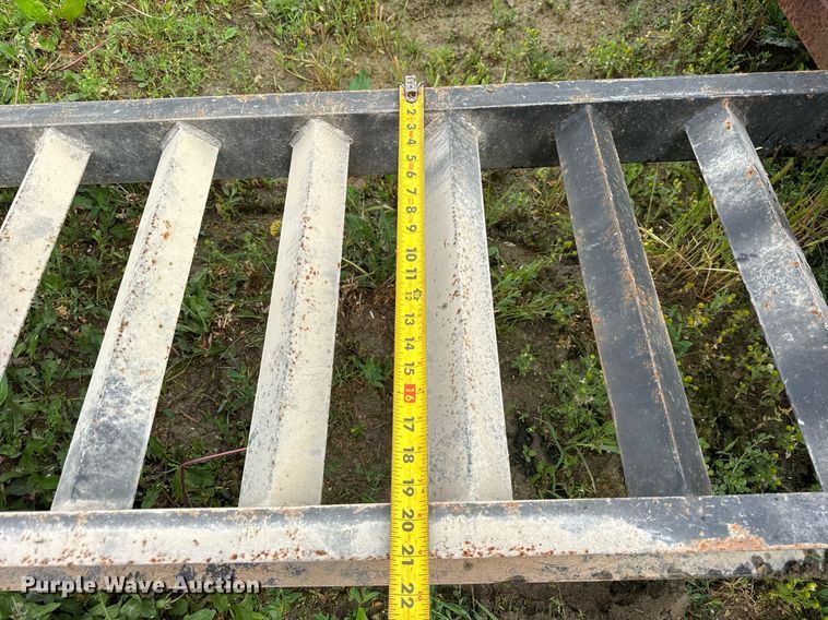 image for item DH9998 1996 Hillsboro Industries 332-TD-BT equipment trailer