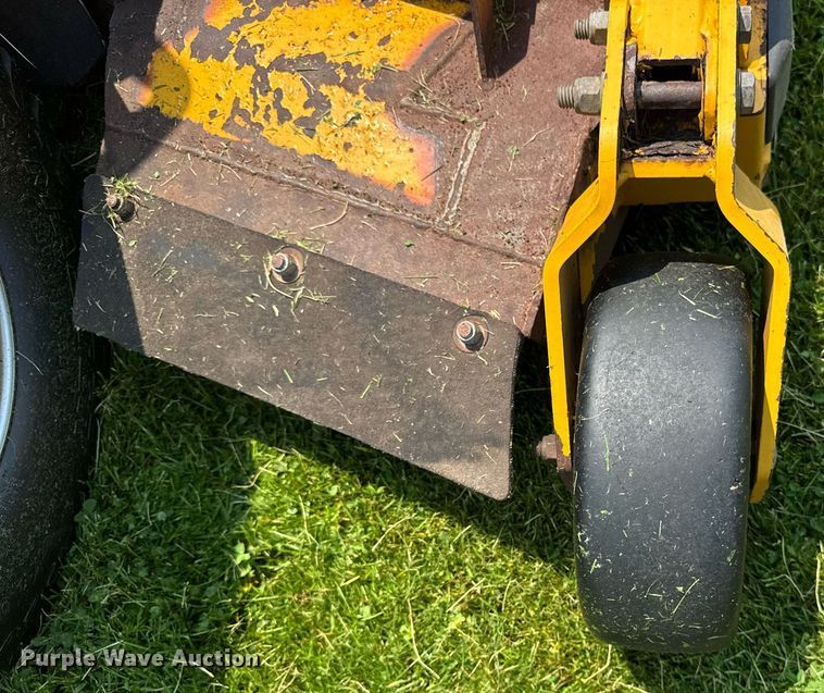 image for item DI9039 2018 Hustler 937219 ZTR lawn mower