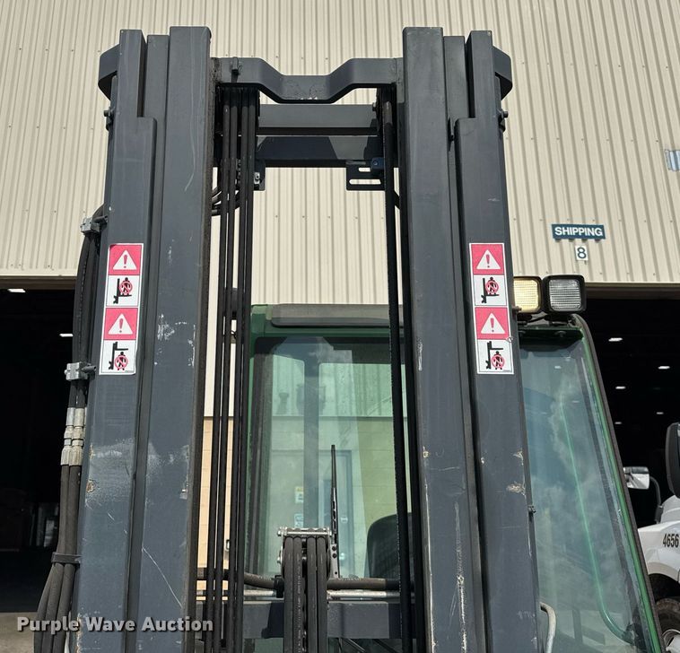 image for item DI9043 2015 CombiLift C6600CB forklift