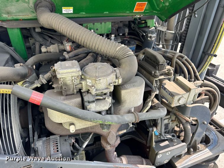 image for item DI9043 2015 CombiLift C6600CB forklift