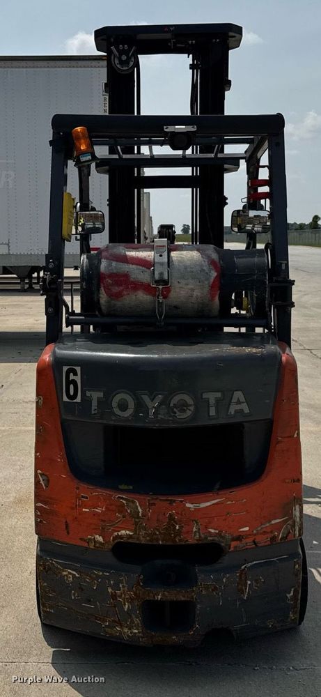 image for item DI9047 2018 Toyota 8FGCU32 forklift