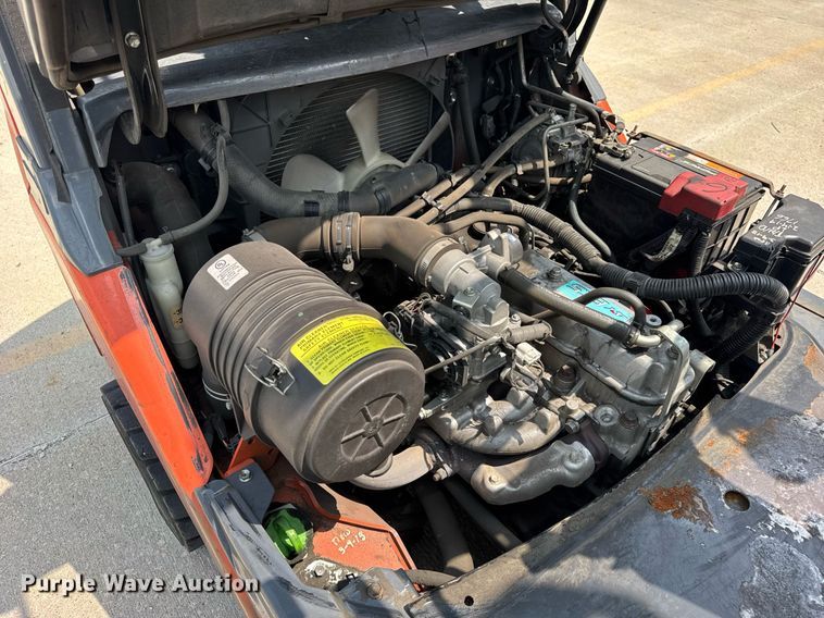 image for item DI9047 2018 Toyota 8FGCU32 forklift