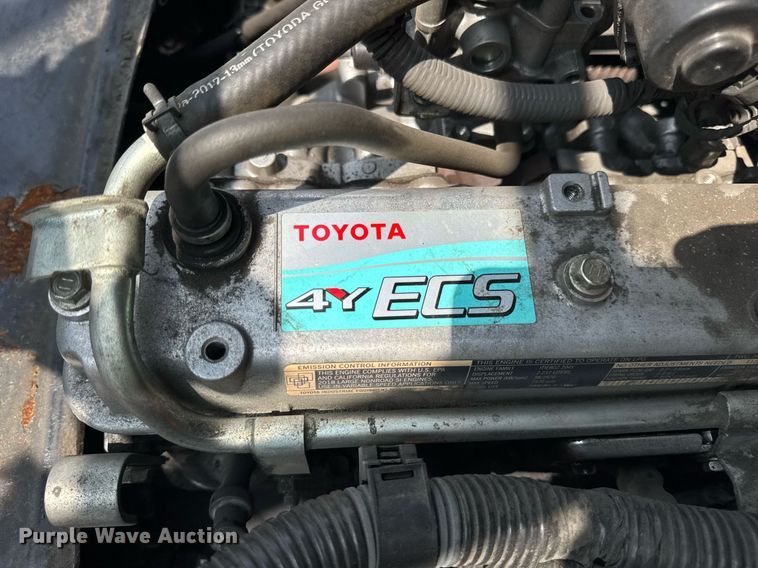 image for item DI9047 2018 Toyota 8FGCU32 forklift