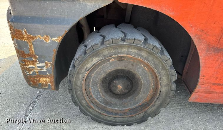 image for item DI9047 2018 Toyota 8FGCU32 forklift