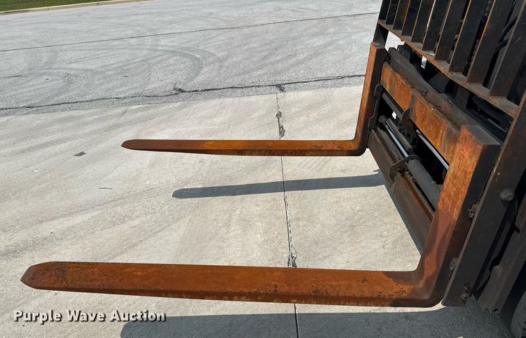 image for item DI9048 2018 Toyota 8FG40U forklift