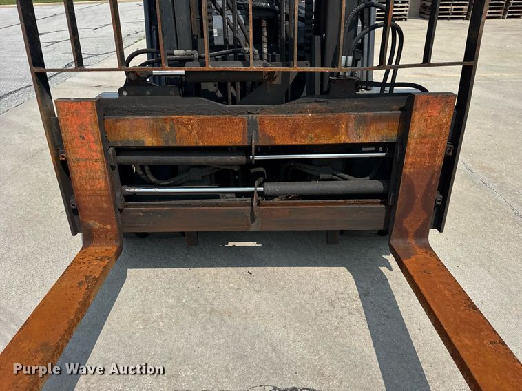 image for item DI9048 2018 Toyota 8FG40U forklift