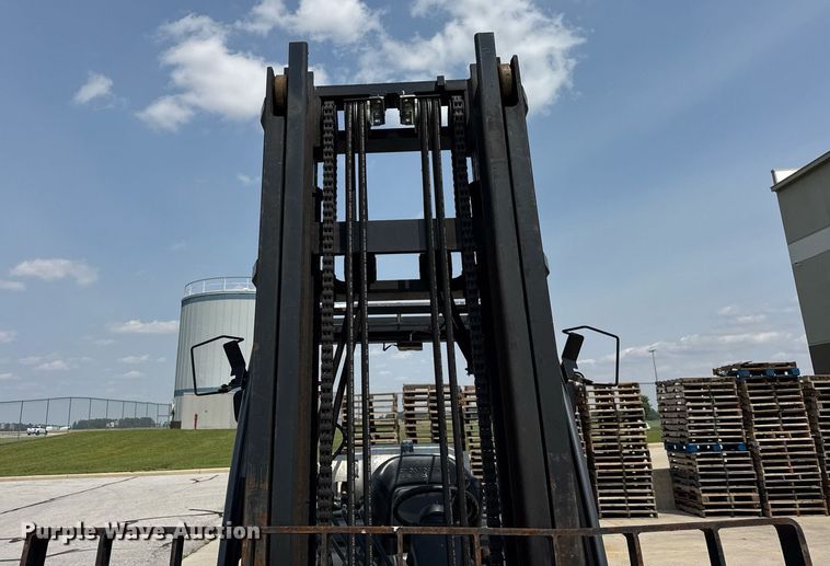 image for item DI9048 2018 Toyota 8FG40U forklift