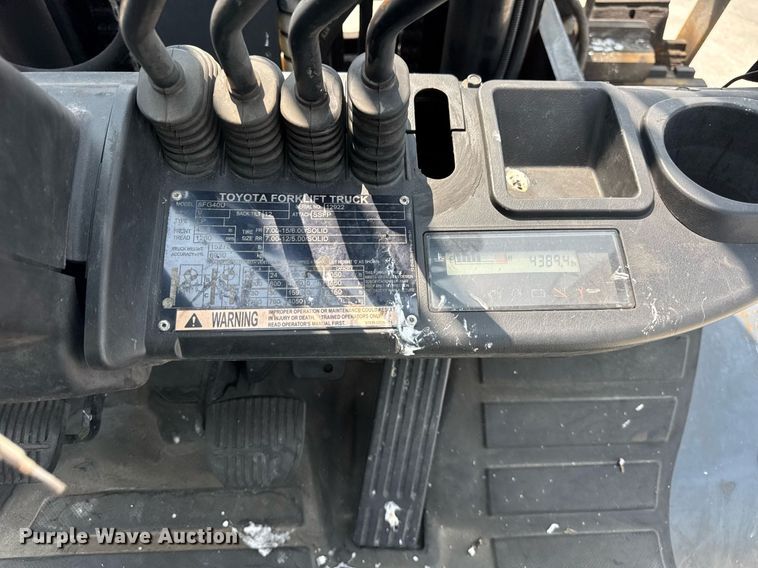 image for item DI9048 2018 Toyota 8FG40U forklift