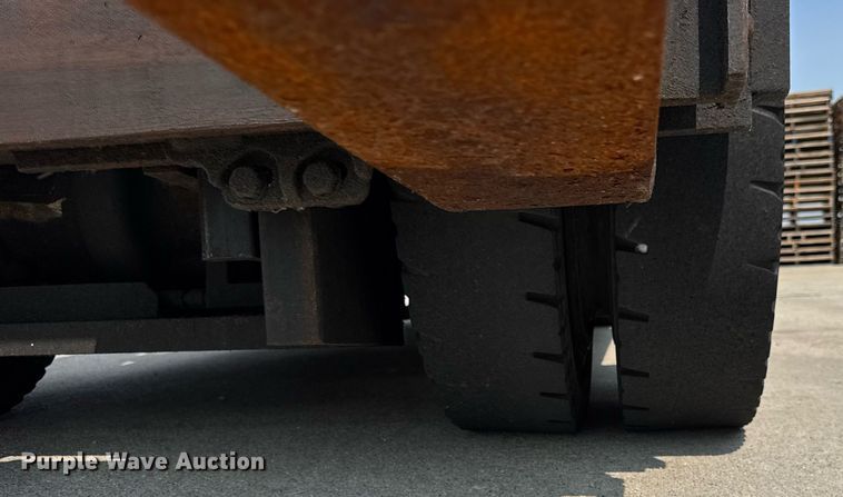 image for item DI9048 2018 Toyota 8FG40U forklift