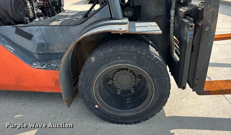 image for item DI9048 2018 Toyota 8FG40U forklift