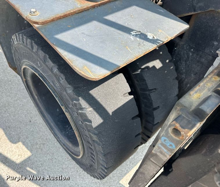 image for item DI9048 2018 Toyota 8FG40U forklift