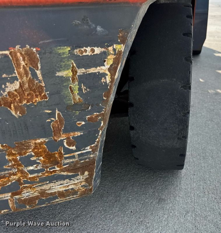 image for item DI9048 2018 Toyota 8FG40U forklift