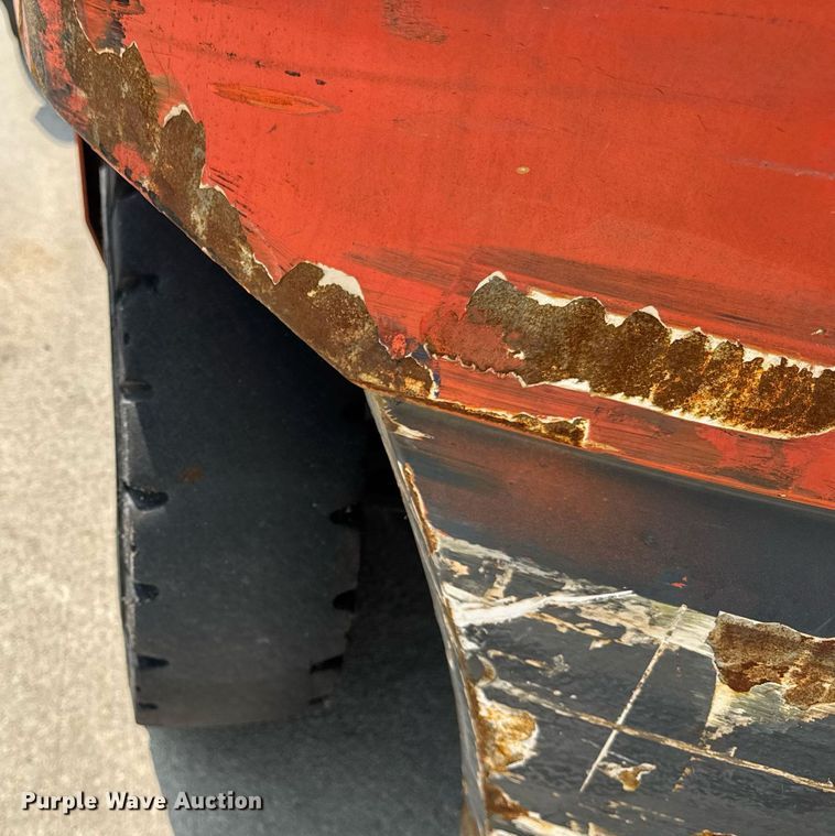 image for item DI9048 2018 Toyota 8FG40U forklift