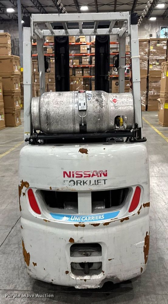 image for item DI9053 2015 Nissan CFS40 forklift