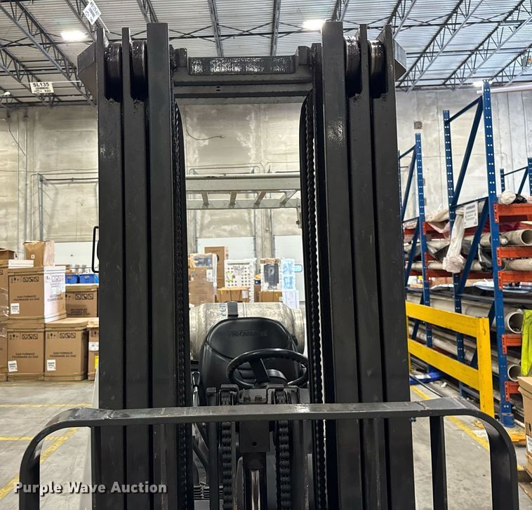 image for item DI9053 2015 Nissan CFS40 forklift