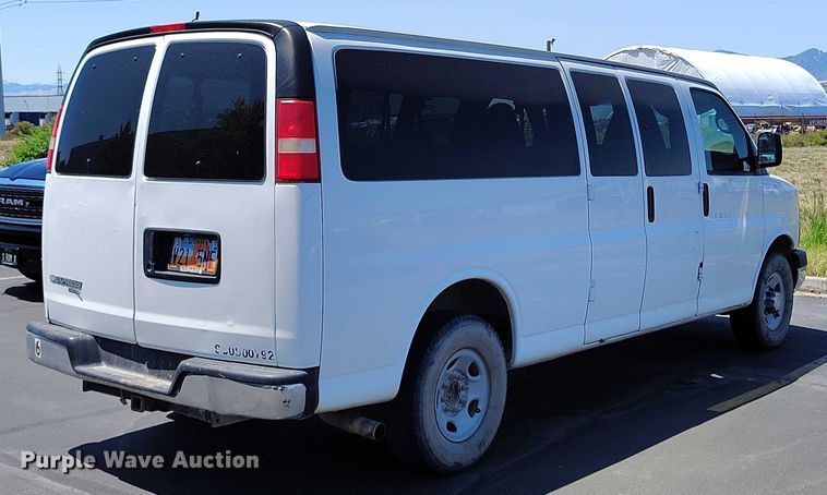 image for item DP4988 2013 Chevrolet Express van