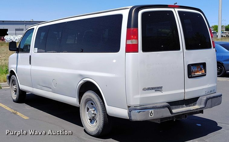 image for item DP4988 2013 Chevrolet Express van