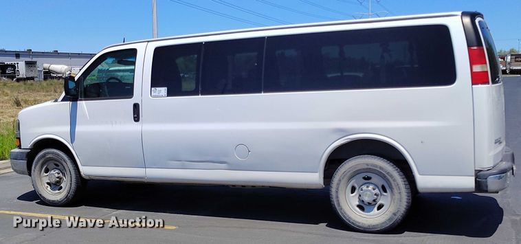 image for item DP4988 2013 Chevrolet Express van