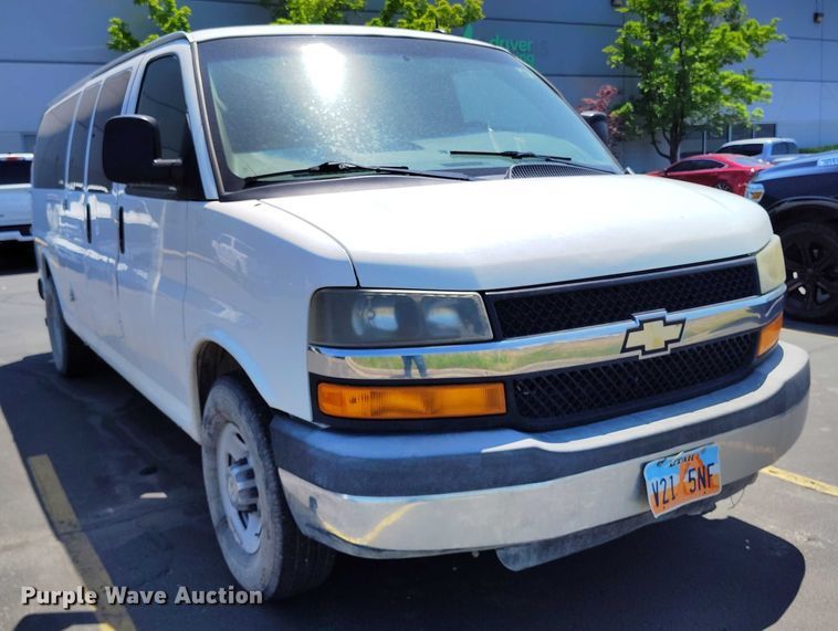 image for item DP4988 2013 Chevrolet Express van